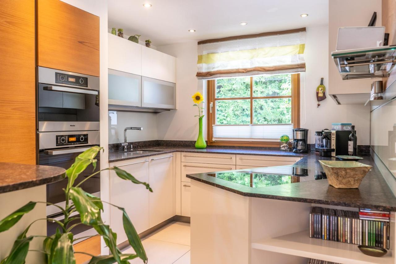 Apartment Salzburg City&Lake Elixhausen Εξωτερικό φωτογραφία