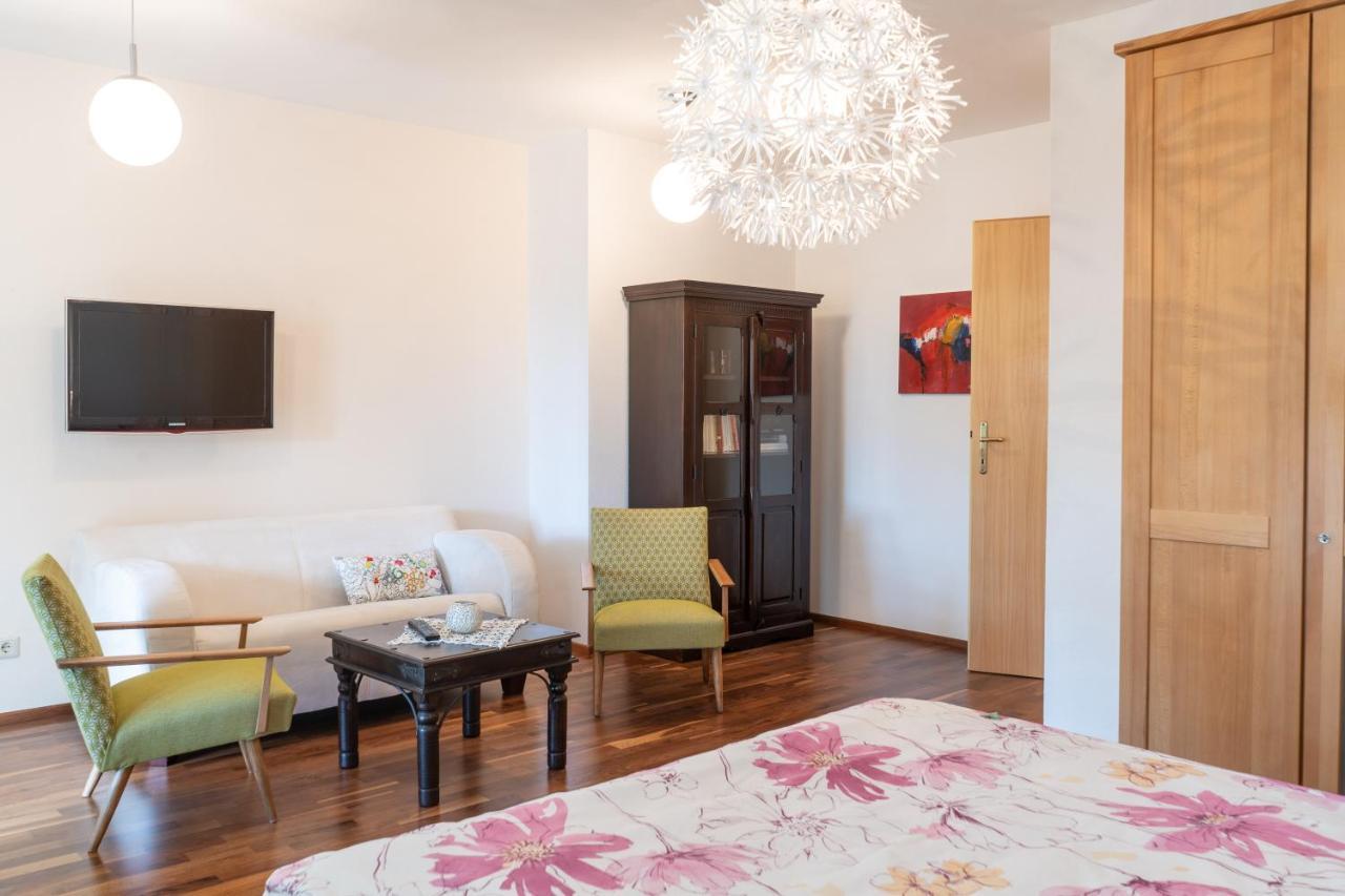 Apartment Salzburg City&Lake Elixhausen Εξωτερικό φωτογραφία