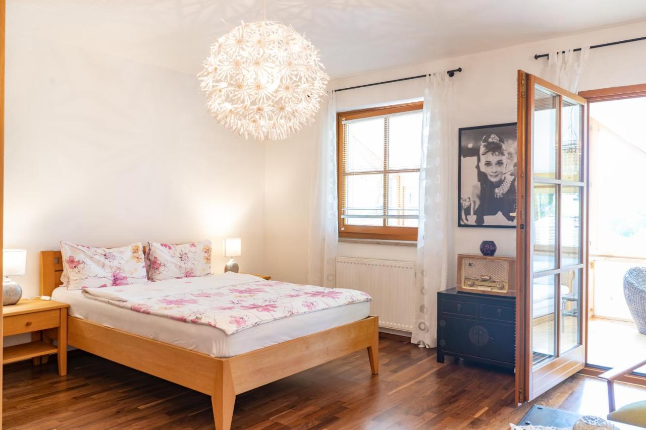 Apartment Salzburg City&Lake Elixhausen Εξωτερικό φωτογραφία